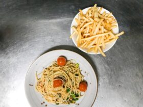 Pasta and chips by Vinnies Pizza Boys Mt Eliza